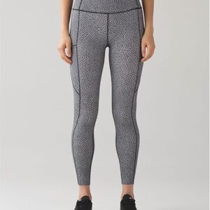 LULULEMON FAST AND FREE 7/8 TIGHT * REFLECTIVE - FROZEN FIZZ WHITE BLACK